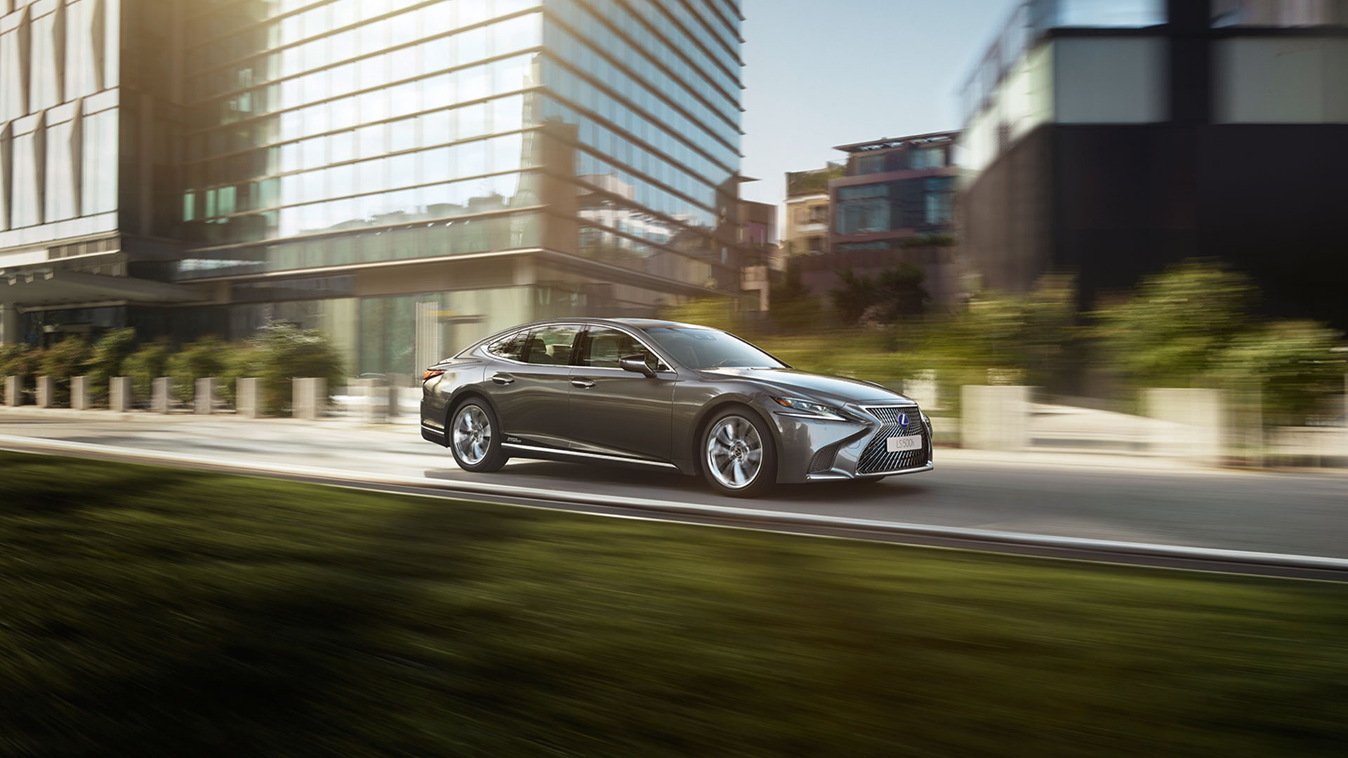 2018 lexus ls gallery 001 exterior