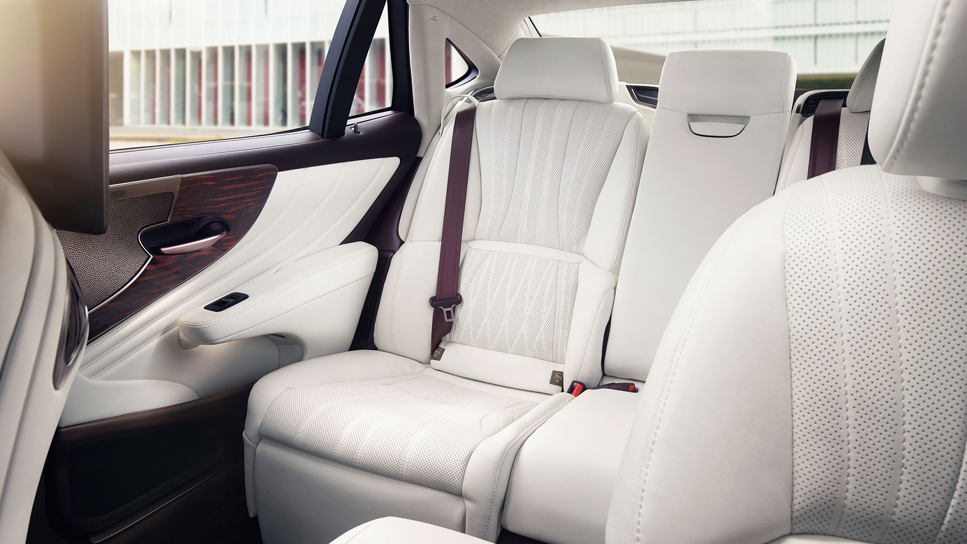 2018 lexus ls gallery 001 exterior
