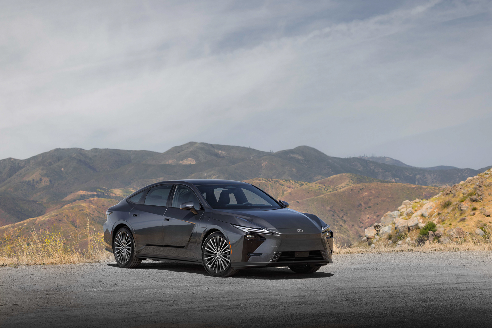 2026 lexus es gallery 001 exterior
