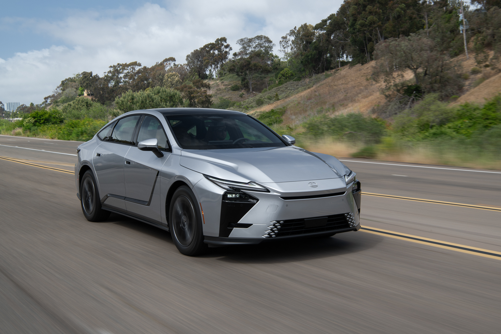 2026 lexus es gallery 001 exterior