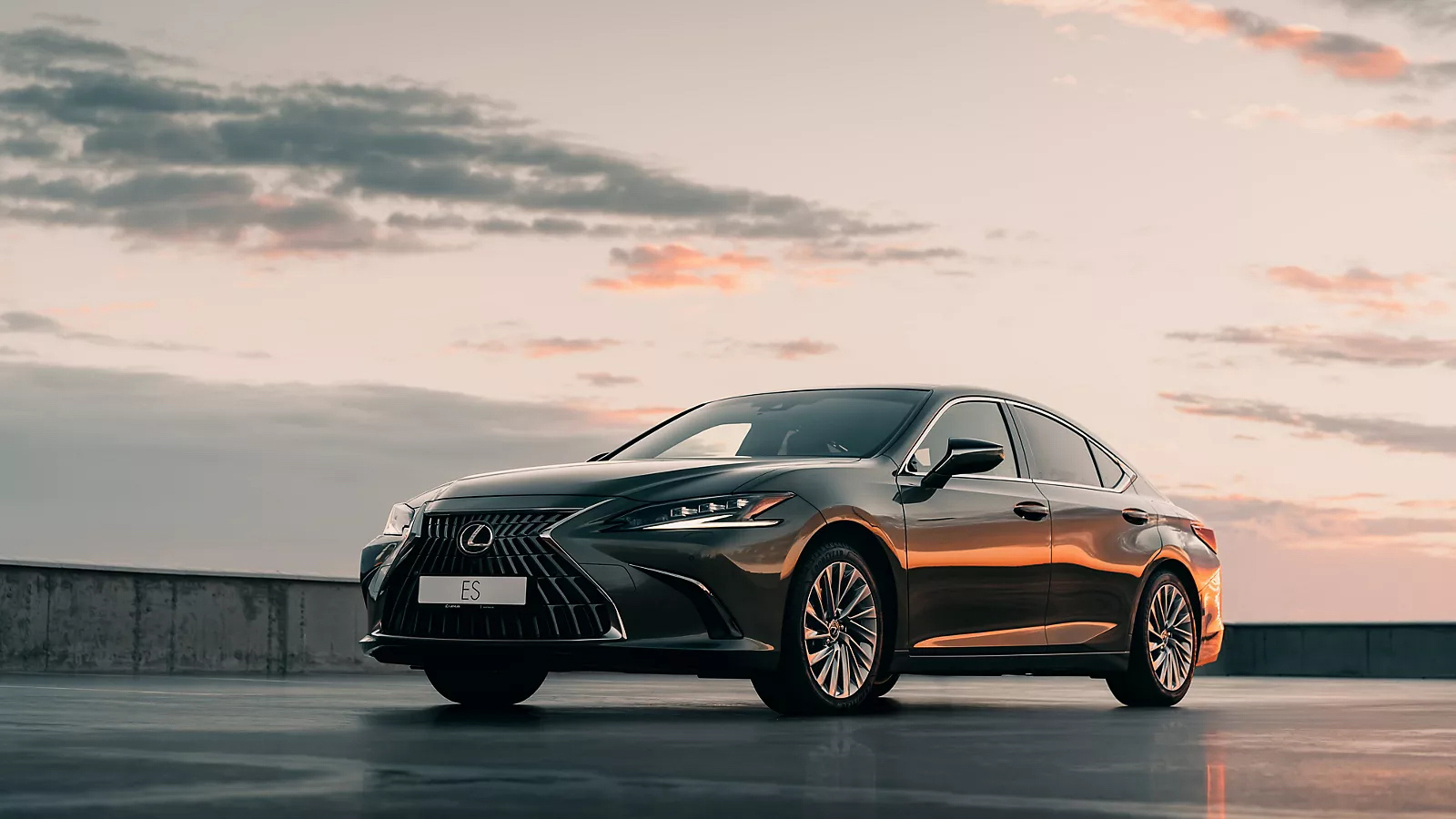 2018 lexus es gallery 001 exterior