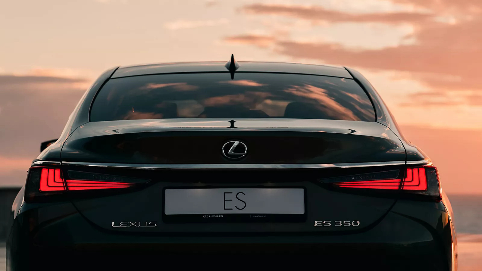 2018 lexus es gallery 001 exterior